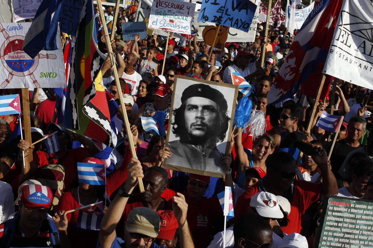 Куба кубинская революция. Латинская Америка Куба революция. Революции в Латинской Америке в 20 веке. Социалистическая революция на Кубе. День освобождения Кубы.